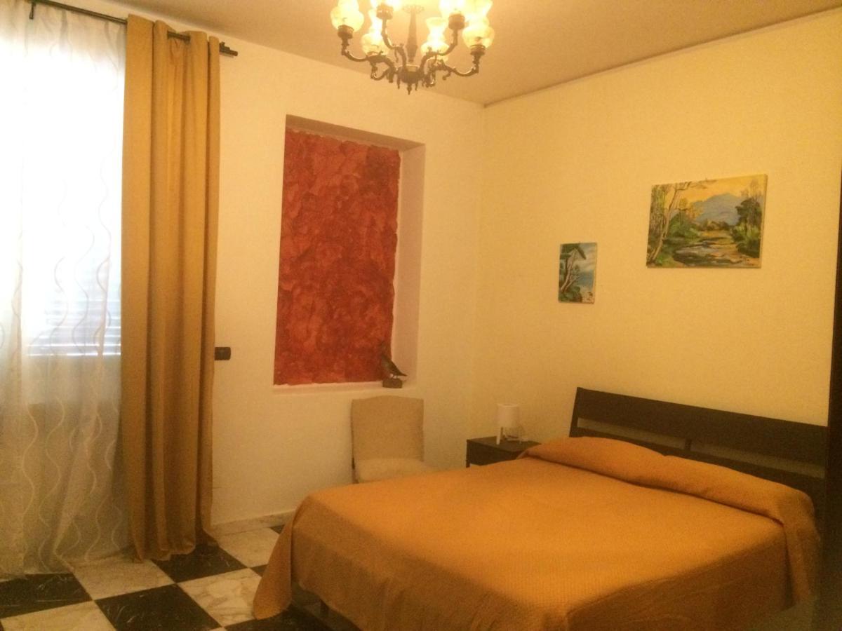 Marinette Bed & Breakfast Barcellona-Pozzo di Gotto Luaran gambar