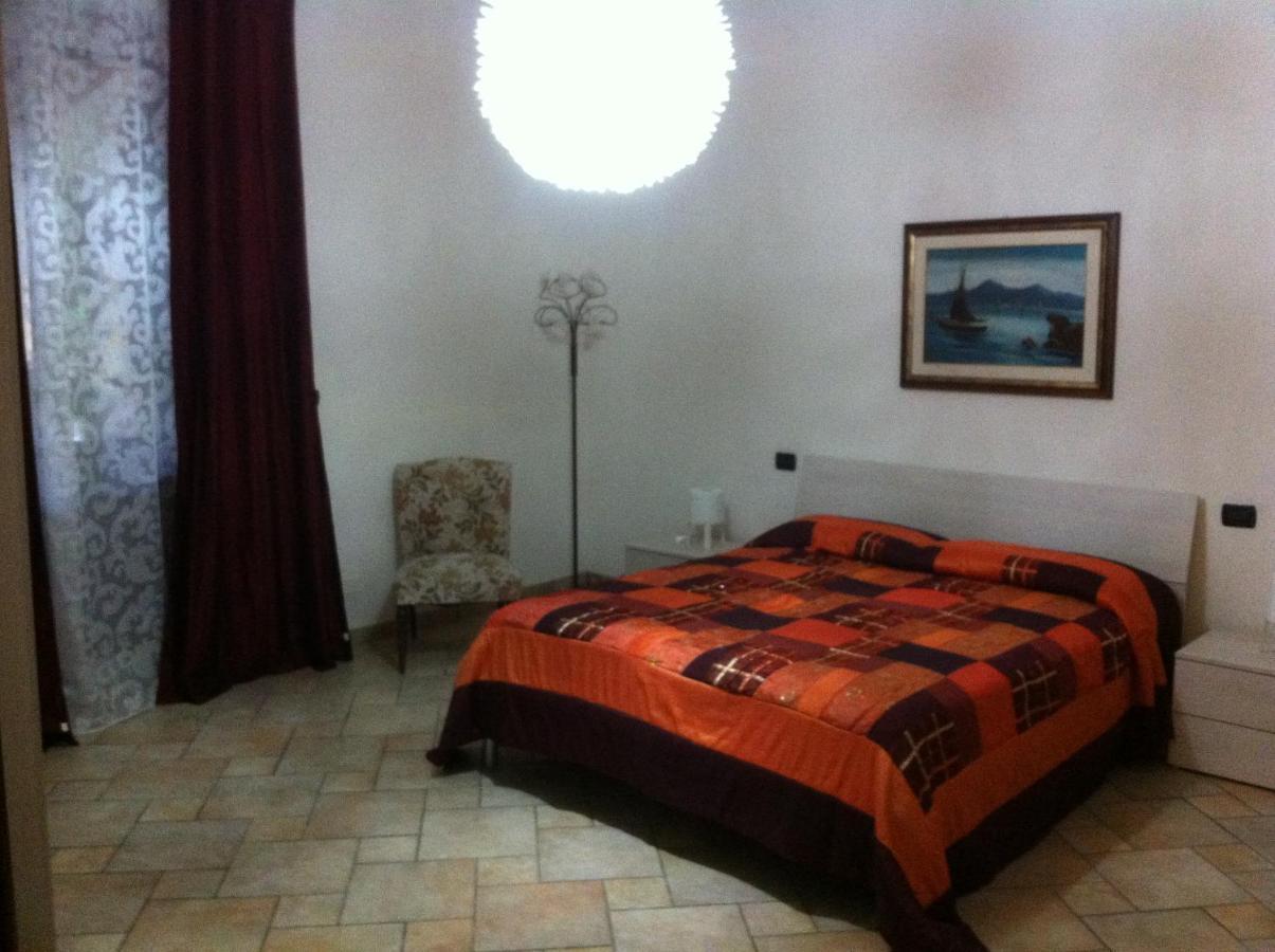 Marinette Bed & Breakfast Barcellona-Pozzo di Gotto Luaran gambar